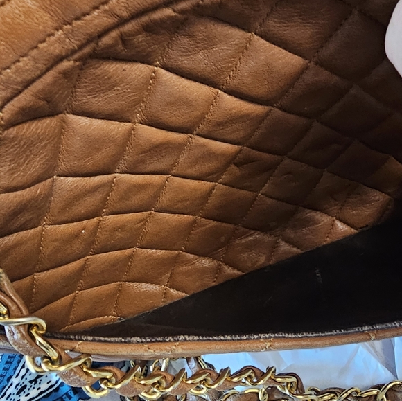 CHANEL Matelasse VINTAGE CAMERA BAG - Picture 13 of 16